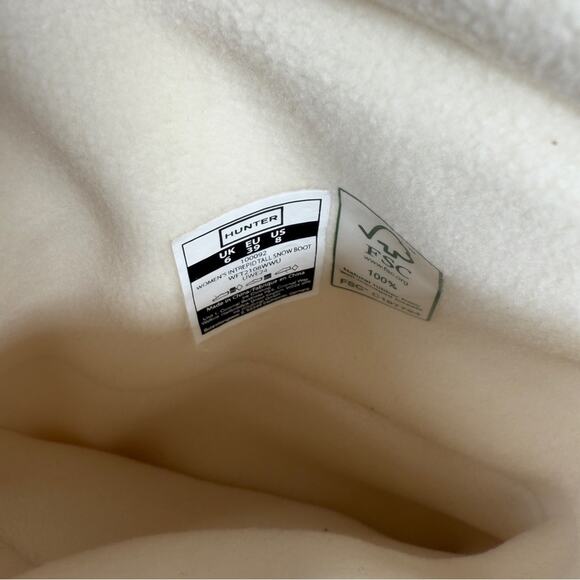 NIB •HUNTER BOOTS - Women's Intrepid Tall Snow Boot - Winter boots Size: 8 - Picture 8 of 11